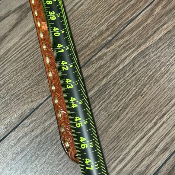 Vintage Tooled Leather Belt with Eagles and Painted Details - Size 42 - Picture 9 of 10